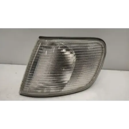 Clignotant avant gauche audi 100