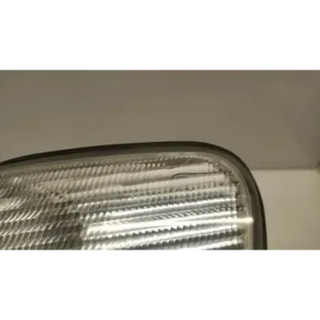 Clignotant avant gauche audi 100