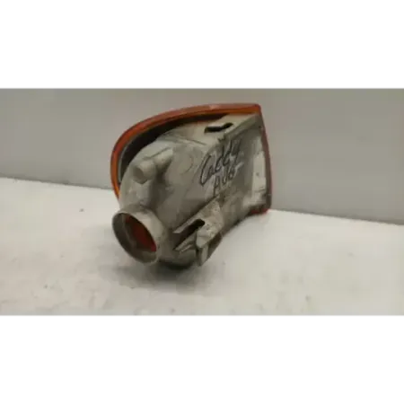 Clignotant avant gauche volkswagen caddy 9k