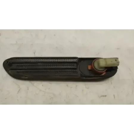 Repetiteur avant droit mini r50