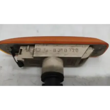 Repetiteur avant droit bmw serie 3 e46