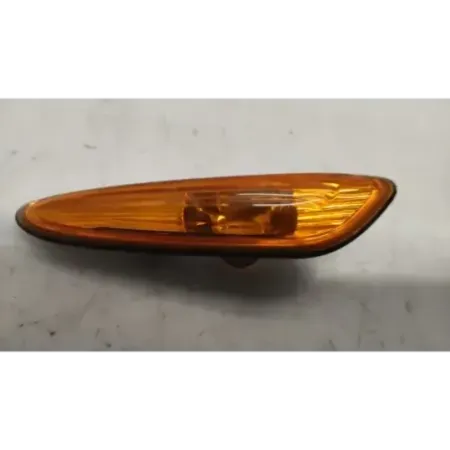 Repetiteur avant gauche bmw serie 3 e46