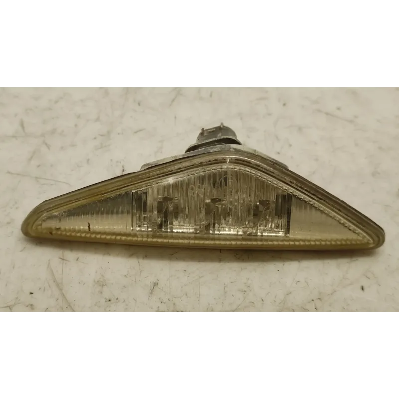 Repetiteur avant gauche bmw serie 3 e46