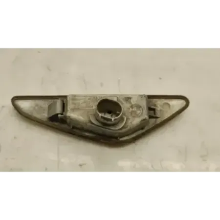 Repetiteur avant gauche bmw serie 3 e46