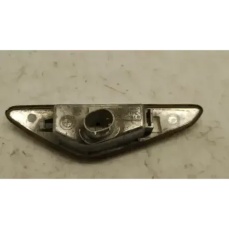 Repetiteur avant droit bmw serie 3 e46