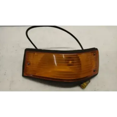 Clignotant avant droit bmw serie 5 e28