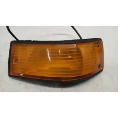 Clignotant avant droit bmw serie 5 e28