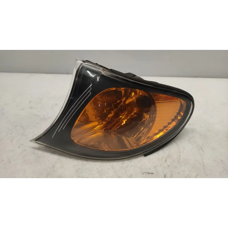 Clignotant avant gauche bmw serie 3 e46