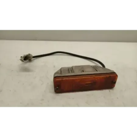 Clignotant avant gauche volkswagen golf 2 ii