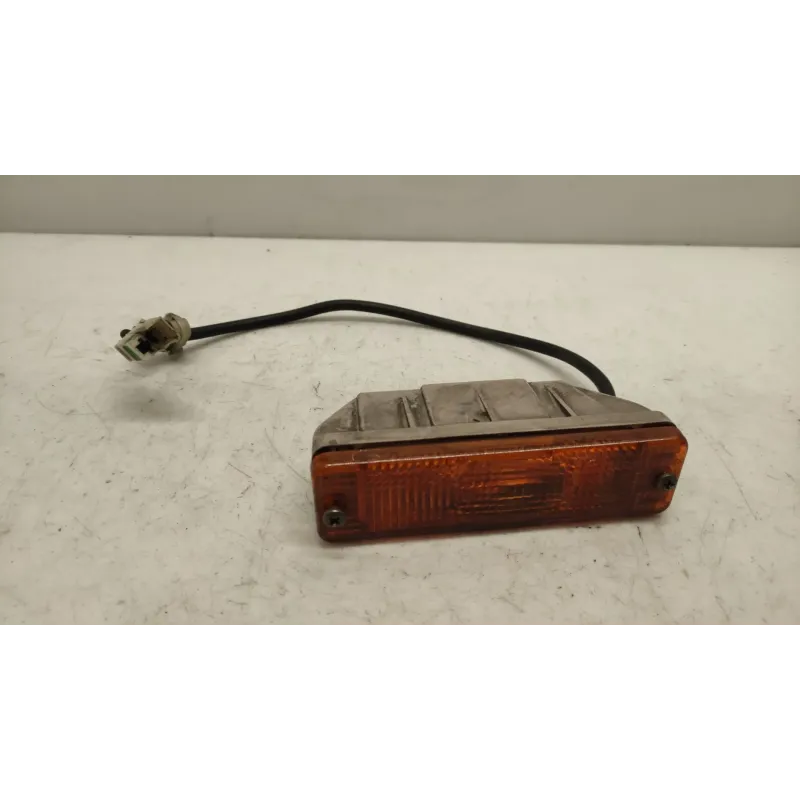 Clignotant avant gauche volkswagen golf 2 ii