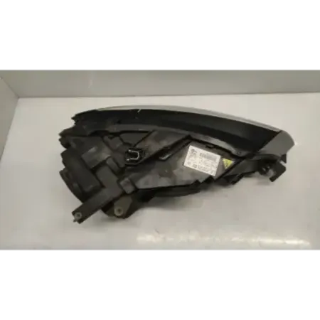 Phare gauche audi a3 8p
