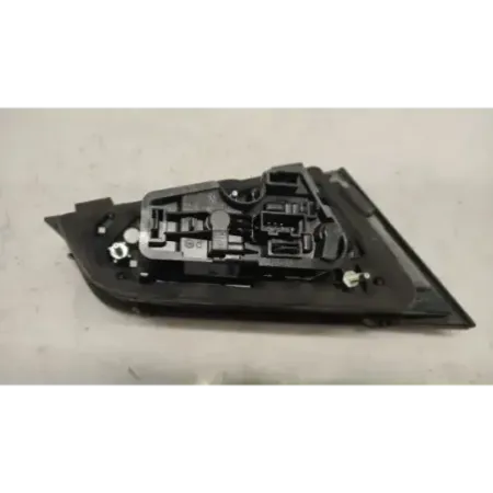 Feu arriere interieur droit audi a3 8v