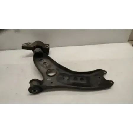 Bras avant droit audi a3 8p