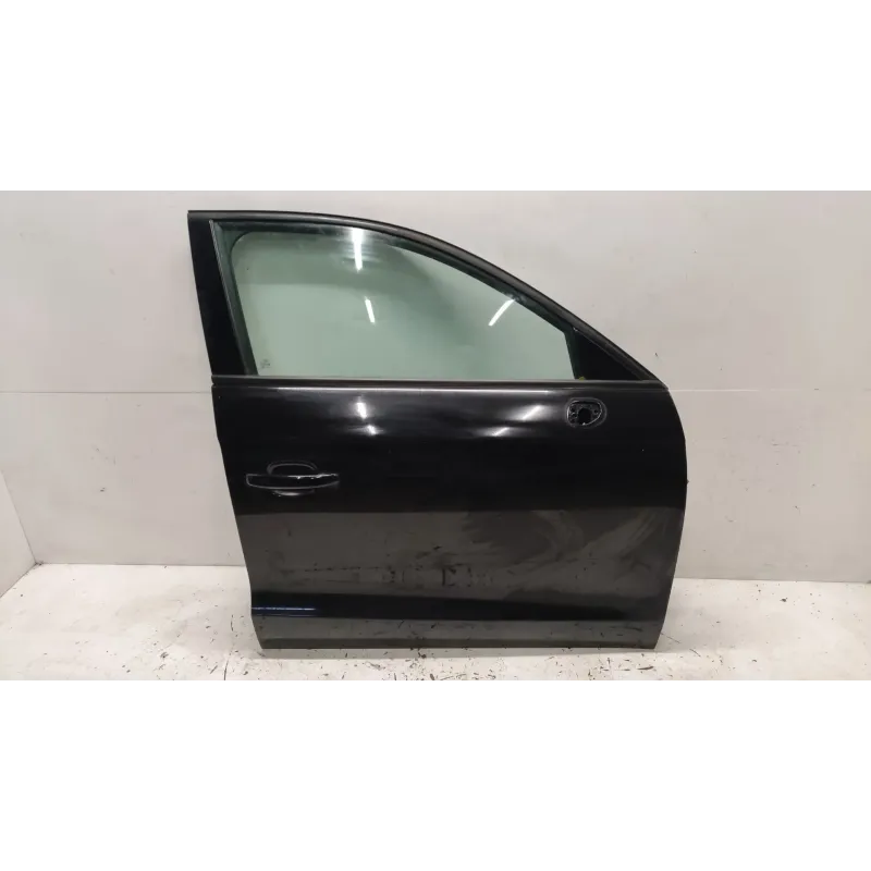 Porte avant droite audi a1 8x