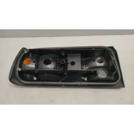Feu arriere droit bmw serie 3 e30