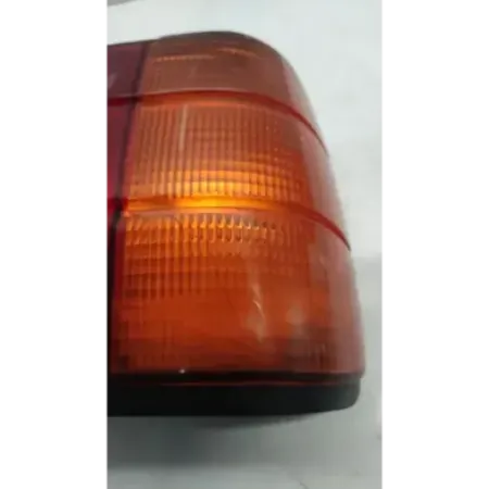 Feu arriere droit bmw serie 3 e30