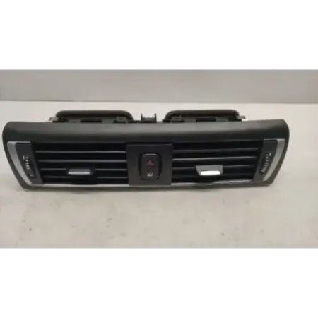 Grille aeration centrale avant bmw serie 1 f20/f21