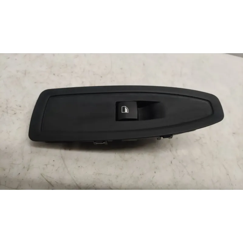 Commande leve-glace porte avant droit bmw serie 1 f20/f21