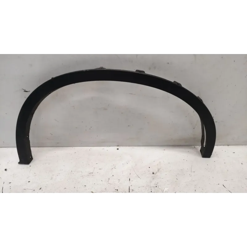 Elargisseur aile avant droit bmw x6 f16