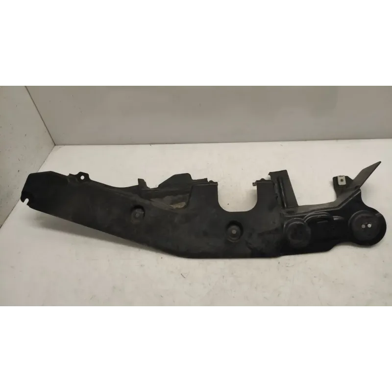 Cache moteur bmw x6 f16