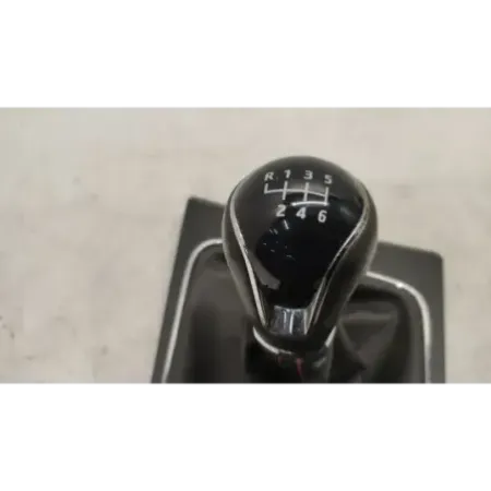 Pommeau levier vitesses seat leon 3 5f
