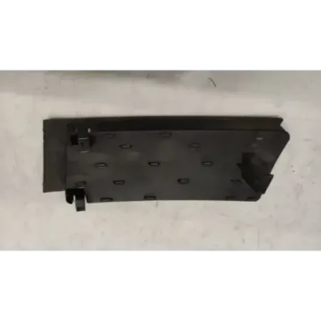 Grille de pare choc avant droit audi a4 8d b5