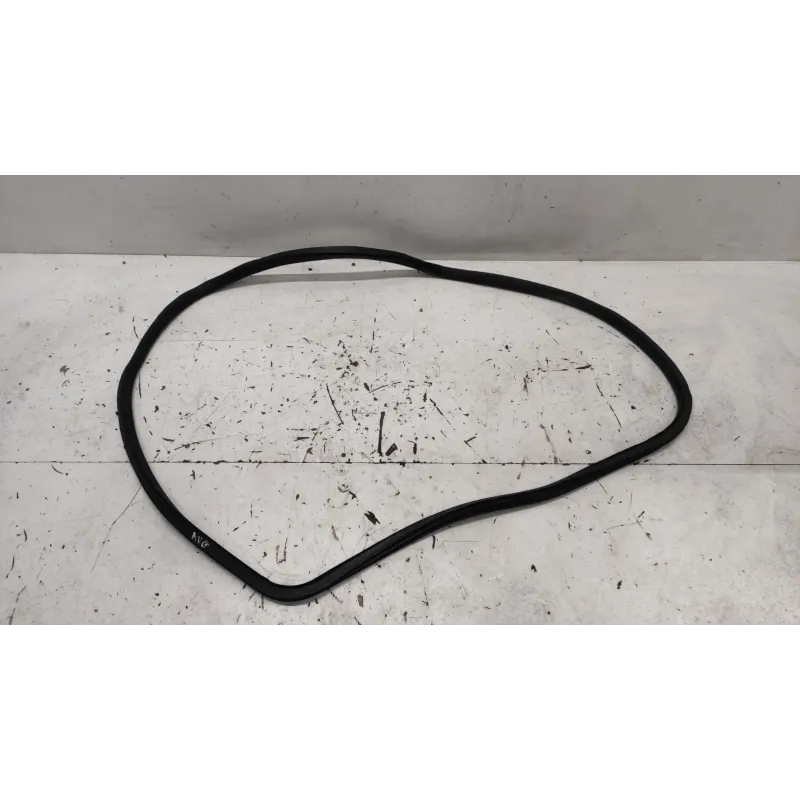 Joint porte avant gauche seat leon 3 5f