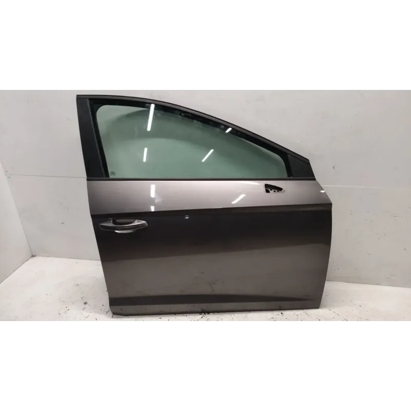 Porte avant droite complete seat leon 3 5f