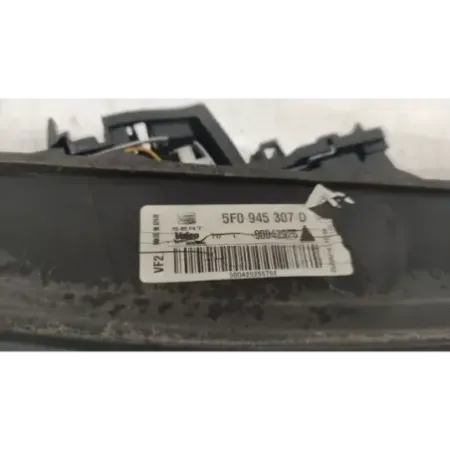 Feu arriere interieur gauche seat leon 3 5f