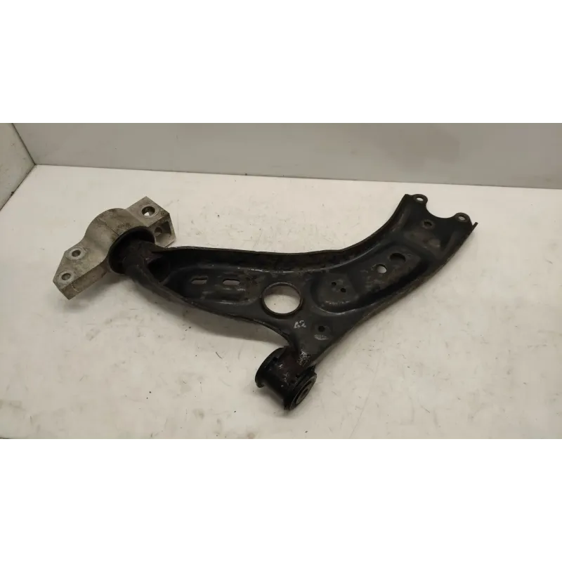 Bras avant droit volkswagen eos