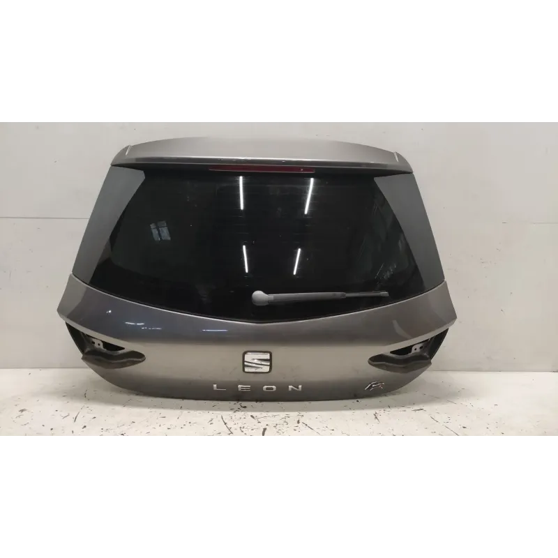 Malle / hayon / coffre seat leon 3 5f