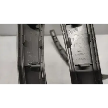 Insert decoratif bmw serie 1 e87/e81