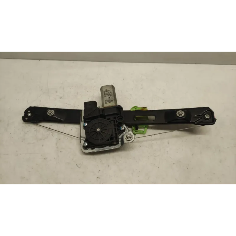 Mecanisme + moteur de leve-glace arriere gauche bmw serie 1 e87/e81