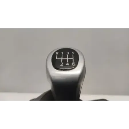 Pommeau levier vitesses bmw serie 1 e87/e81