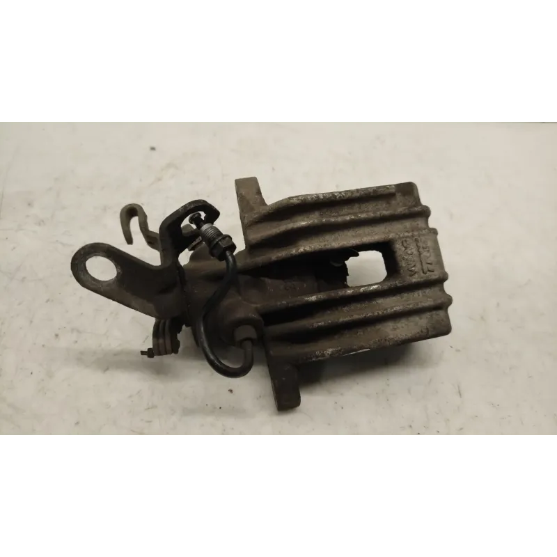 Etrier de frein arriere gauche volkswagen golf 5 v