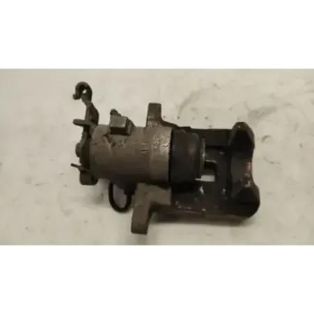 Etrier de frein arriere droit volkswagen golf 5 v