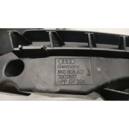 Support phare gauche audi a4 8k b8