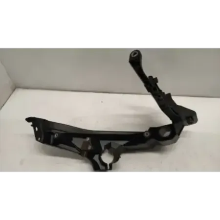 Support phare gauche audi a4 8k b8