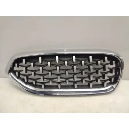 Calandre droit bmw z4 g29