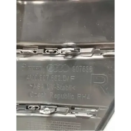 Grille de pare choc avant droit audi q7 4m