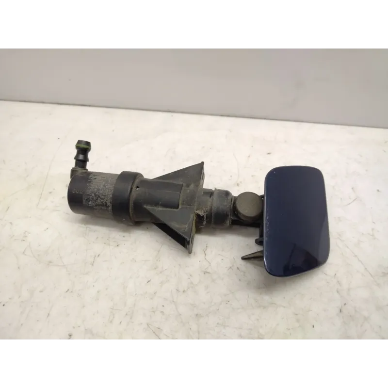 Gicleur lave-phare avant droit audi a6 4b c5