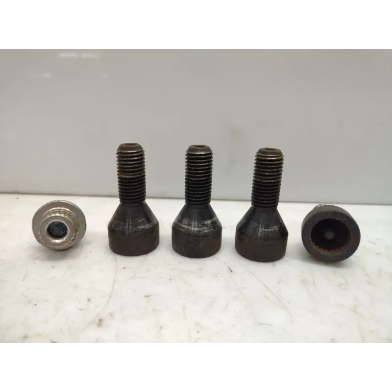 Ecrou antivol bmw serie 1 e87/e81