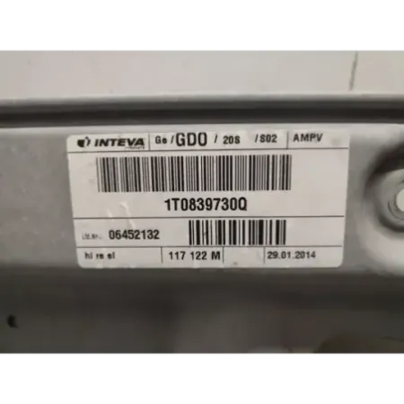 Leve-vitre arriere droit volkswagen touran 1t