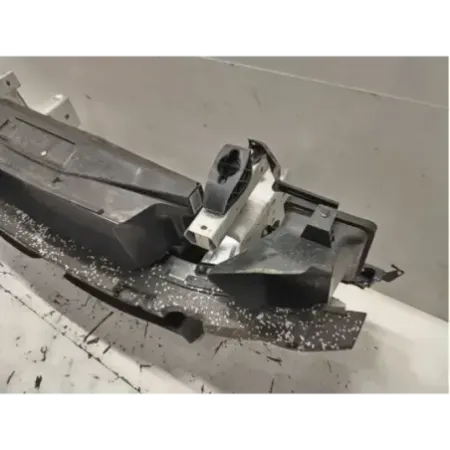 Armature avant bmw serie 1 f20/f21