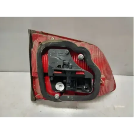 Feu arriere interieur droit volkswagen touran 1t