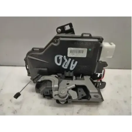 Serrure porte arriere droite volkswagen touran 1t