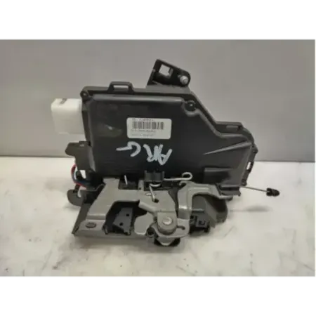 Serrure porte arriere gauche volkswagen touran 1t