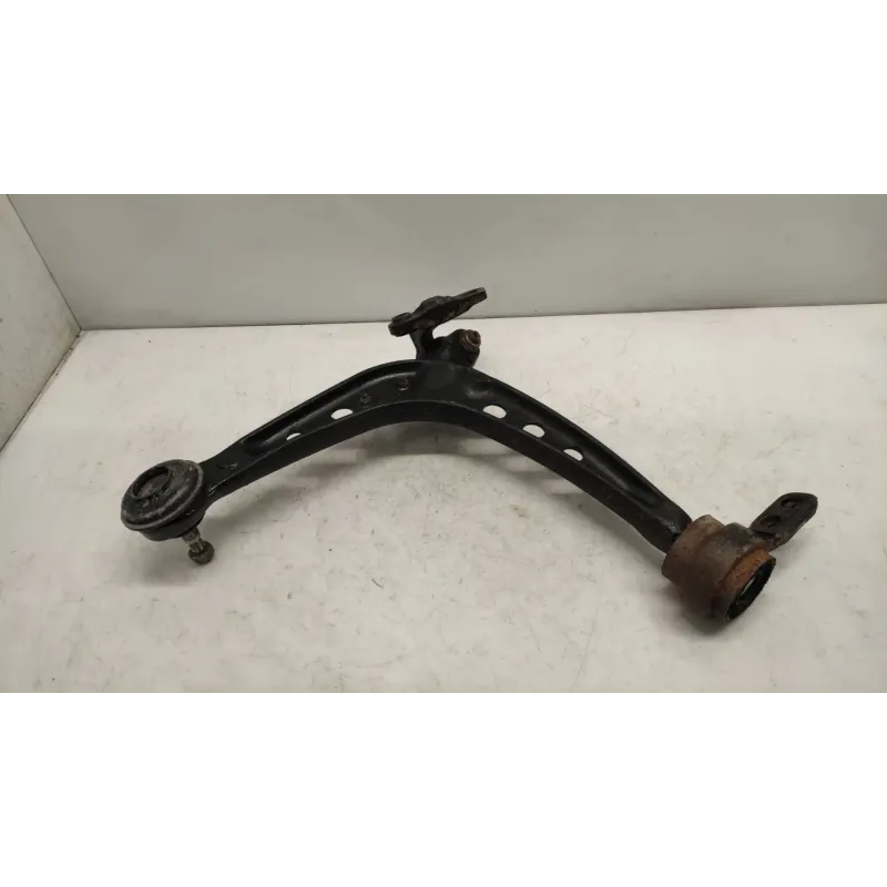 Bras inferieur avant droit bmw serie 3 e46