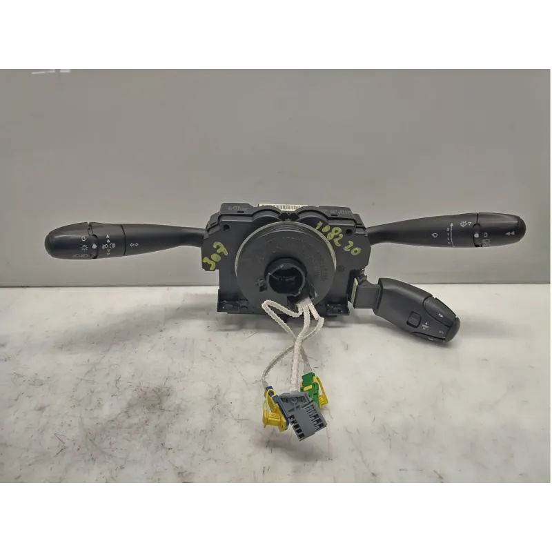 Bloc commodo peugeot 307