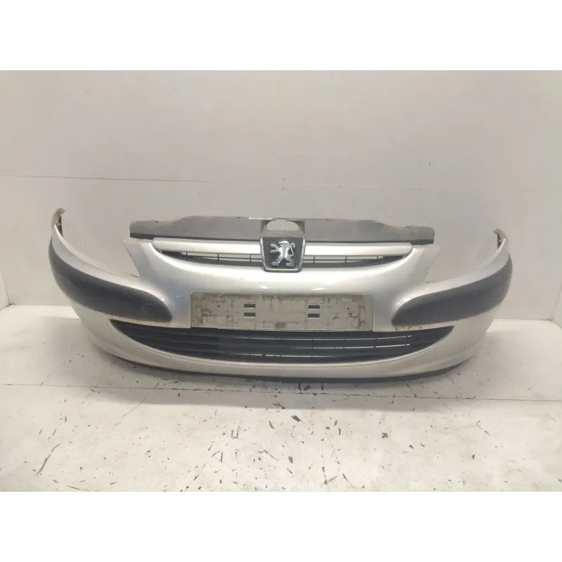 Pare-choc avant peugeot 307